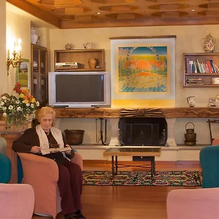Hotel Adriana